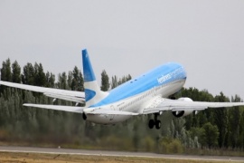 Amenaza de bomba en un avión de Aerolíneas Argentinas: cerraron el aeropuerto de Comodoro Rivadavia