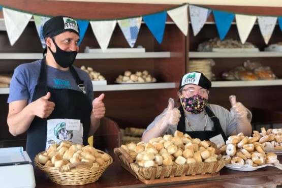 Ya abrió la panadería Jaqui en calle Prefectura Naval Argentina al 800.