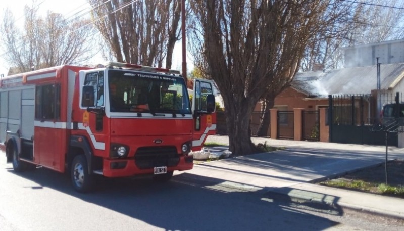 Los bomberos están en el lugar.