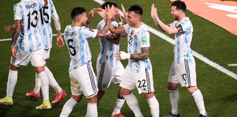 Argentina le ganó a Uruguay por 3-0.