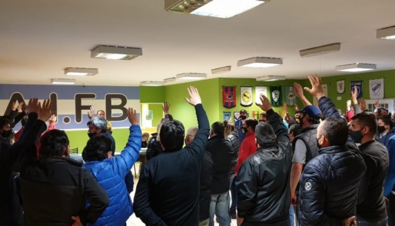 Los socios en regla podrán votar desde temprano.