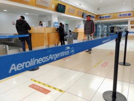 La frustración de una de las varadas por el cierre del Aeropuerto de Río Gallegos