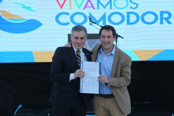 Pablo González y Juan Pablo Luque en la inauguración.