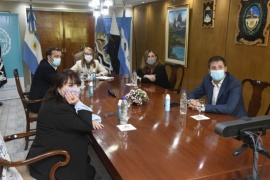 Alicia Kirchner encabezó el anuncio de nuevas obras de agua y saneamiento en la provincia