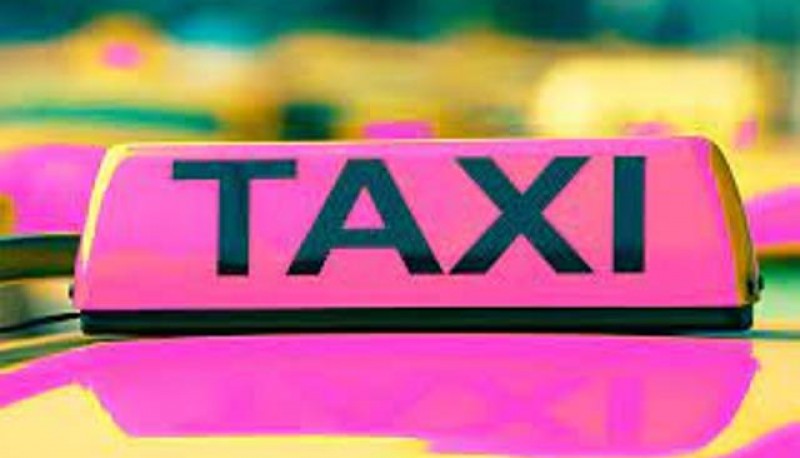 Taxi Rosa. (foto web El Litoral) 
