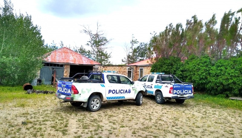 Casco de la estancia allanada.