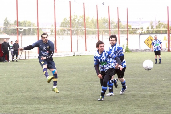 Se jugará este miércoles en la cancha Defensores del Carmen. 