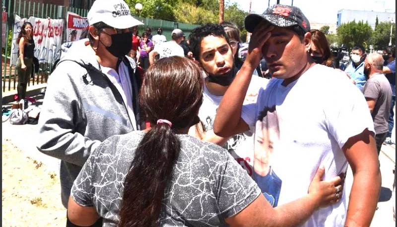 Las familias de los nenes insultaron a los jueces del Tribunal. (Foto: El Patagónico)