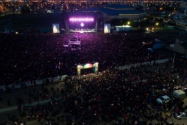 Más de 55 mil personas presentes en el show de Rodrigo Tapari y de La Konga