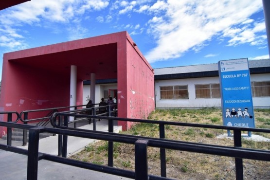 El Gobierno de Chubut reparará los daños ocasionados por vandalismo en la Escuela 787 de Trelew