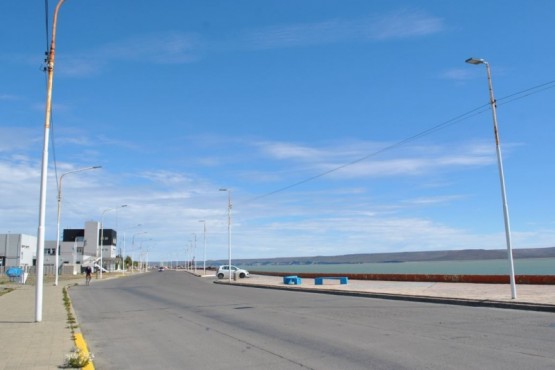 Pide que corten la Avenida Almirante Brown, desde Magallanes hasta Avenida Sureda, para que vuelva a ser peatonal como lo fue en el verano del 2021. 