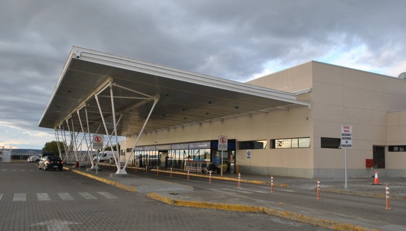 Aeropuerto Internacional Piloto Civil Norberto Fernández