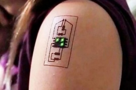 Bill Gates cree que los celulares serán reemplazados por tatuajes electrónicos