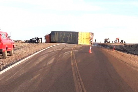 El personal del Distrito Vial despejó la ruta.