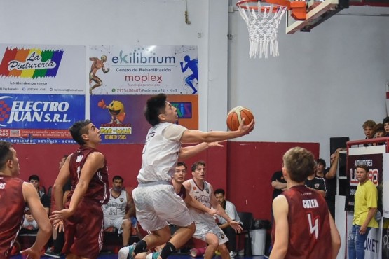 Aredes la rompió en el primer partido ante la Fede.