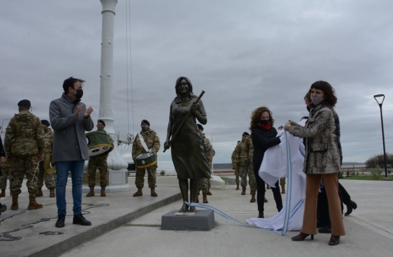 Estatua de Cristina Fernández. (C.R)