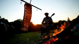 Inflación: el asado aumentó mucho más que los fideos