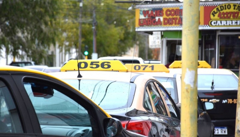 Los taxis proyectan aumentos por arriba del 60% para 2022