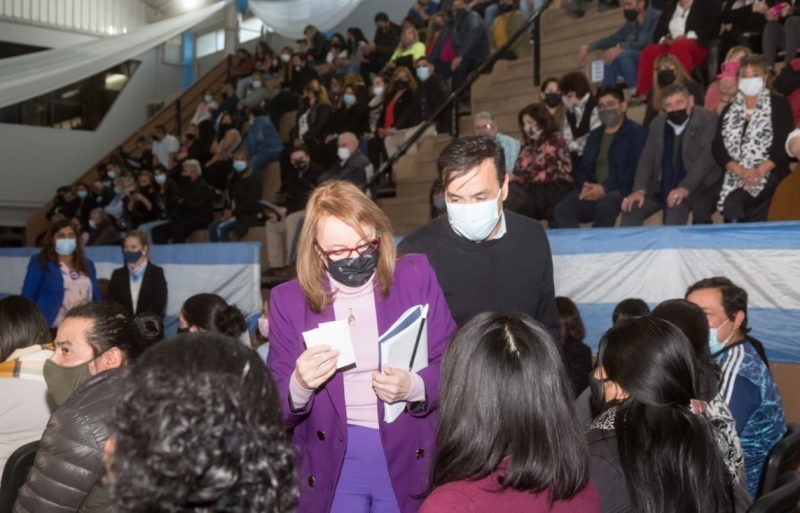 Alicia Kirchner junto a Pablo Grasso.