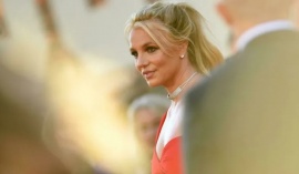 Britney Spears asegura que su padre la acosa y lo denunció