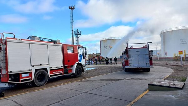 Bomberos.