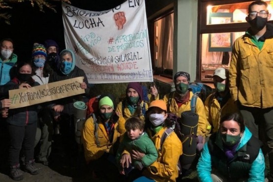 Brigadistas de Los Glaciares a la espera de equipamiento y mejoras laborales