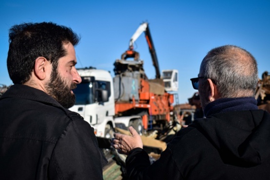 Gonzalo Chute supervisó trabajos de la máquina compactadora