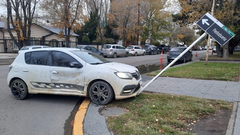 Auto colisionado.