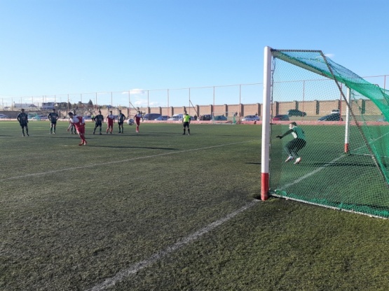 Esperanza y Argentinos, finalistas en Primera