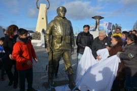 Inauguraron la escultura del Soldado José Honorio Ortega