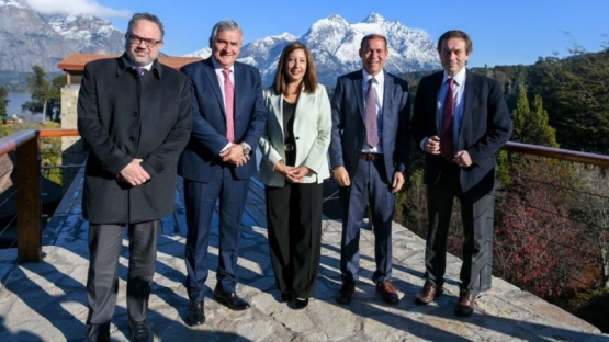 Autoridades en Bariloche.