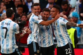 Finalissima: Con tres pepas Argentina se llevó la Copa