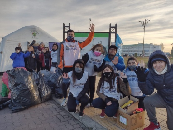 Actividad en la costanera.