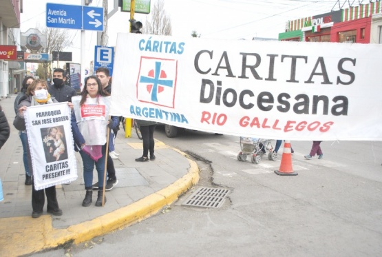 Las voluntarias de la campaña anual de Cáritas (Fotos JC Cattaneo) 