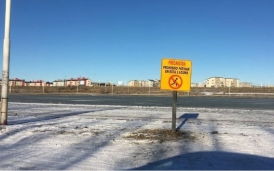 Lagunas peligrosas: reiteran la prohibición de patinar