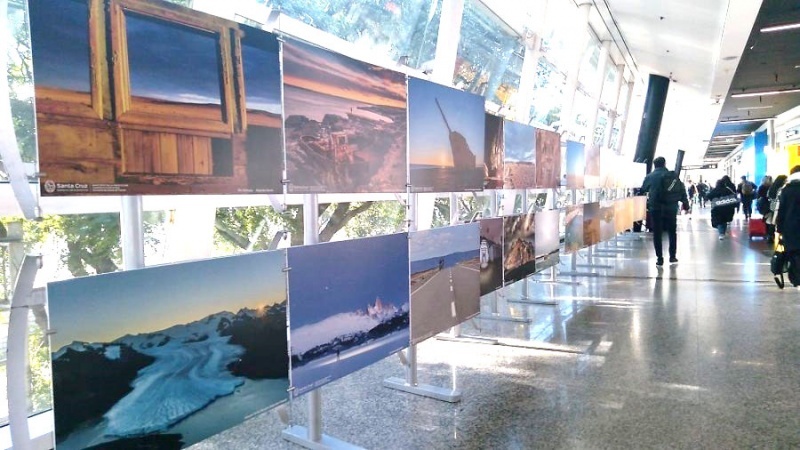 La muestra fotográfica “Turismo AA2000” se exhibirá durante dos meses.