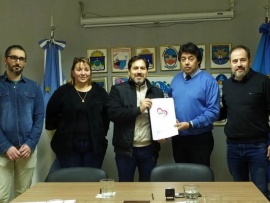 Gobierno efectivizó la firma del convenio PAINA con municipios