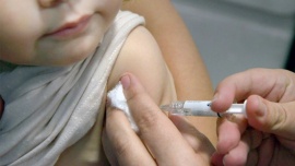 Llegaron las primeras vacunas anticovid para bebés: cuándo se aplicarán
