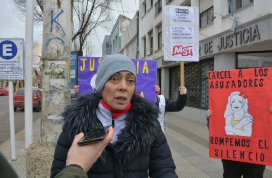 Miriam dialogó con TiempoSur antes de marchar. (Foto: C.R.)