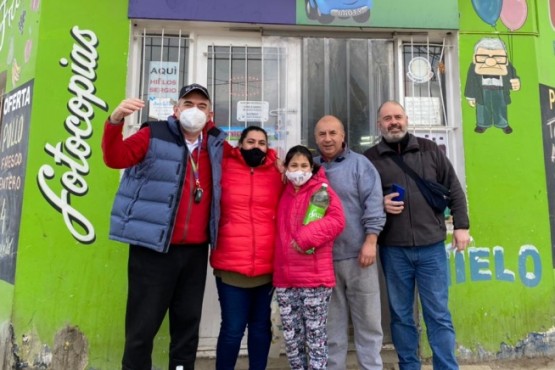 Vecina de Río Gallegos se ganó una moto gracias al “Móvete con Secco” 