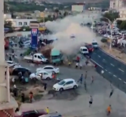Un camión sin frenos embistió a una multitud en Turquía: al menos 16 muertos