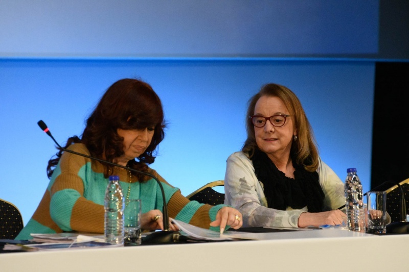 Cristina Fernández y Alicia Kirchner.