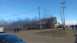 Angustiante incendio en Río Gallegos: personas tuvieron que ser rescatadas