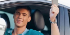 Alerta por video viral que enseña cómo robar autos con un cable USB
