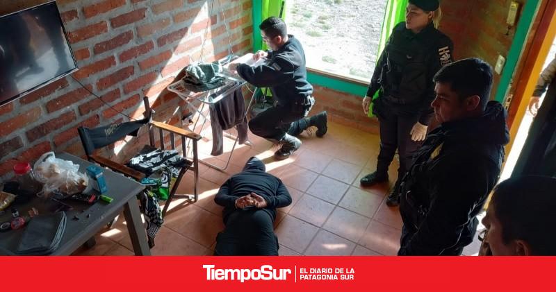 Dos detenidos en cuatro allanamientos y recuperan elementos - Vimarsana News