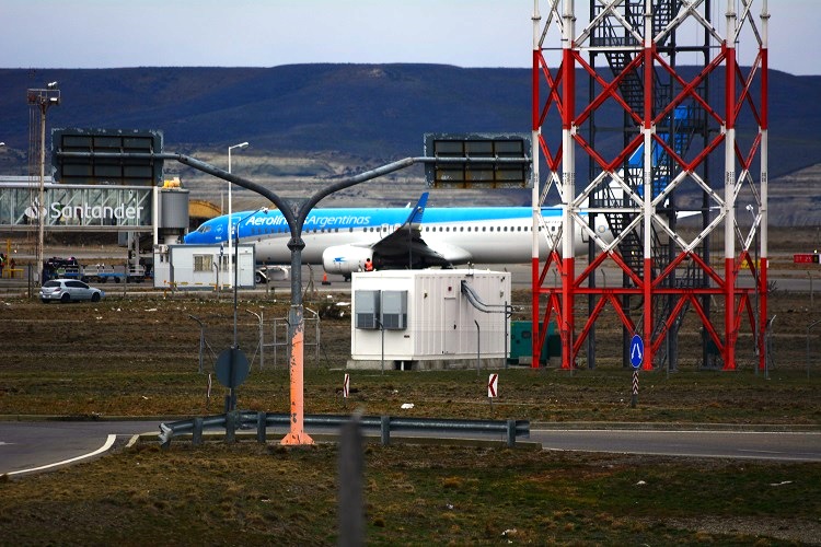 Avión de Aerolineas Argentinas (C.R)