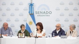 "Estoy viva por Dios y la Virgen", dijo Cristina Fernández
