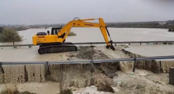 Comodoro Rivadavia bajo agua: familias evacuadas (Eldiarioweb)