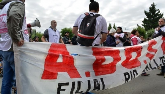 Trabajo rechaza pedido de nulidad de Adosac. 