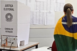 Los brasileños eligen presidente en una histórica elección